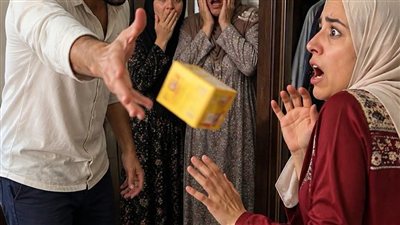 اخويا بيحب مراته 